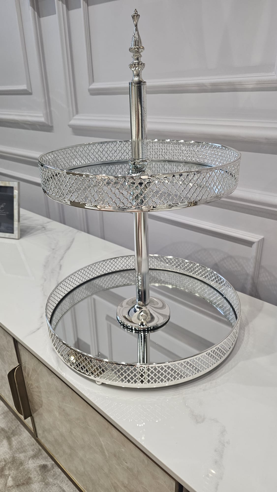 PATERA klasyczna dwupoziomowa metalowa w srebrnym kolorze