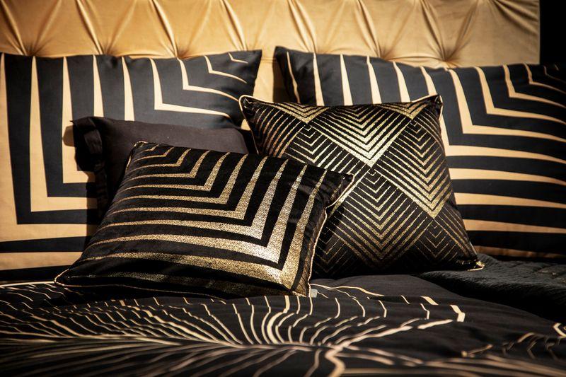 KOMPLET POŚCIELI 160x200 cm makosatyna czarna wzór 1-4