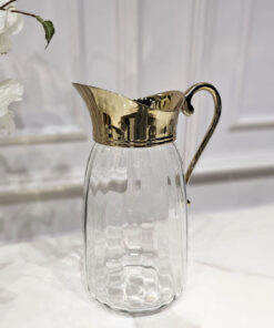 DZBANEK szklany z metalową złotą rączką glamour