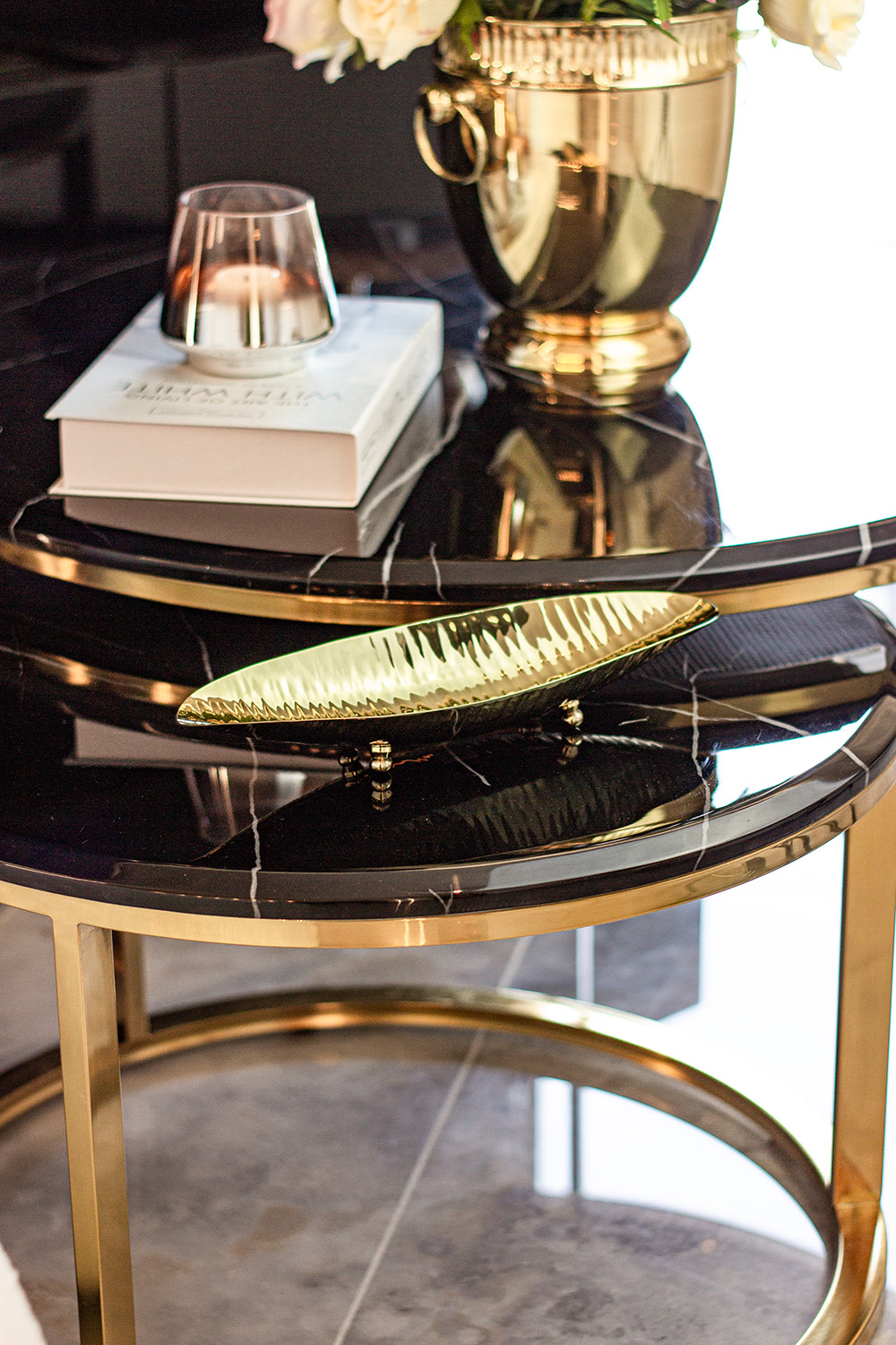 PATERA DEKORACYJNA złota w kształcie liścia styl glamour, dekoracyjna PATERA DEKORACYJNA złota w kształcie liścia styl glamour, dekoracyjna