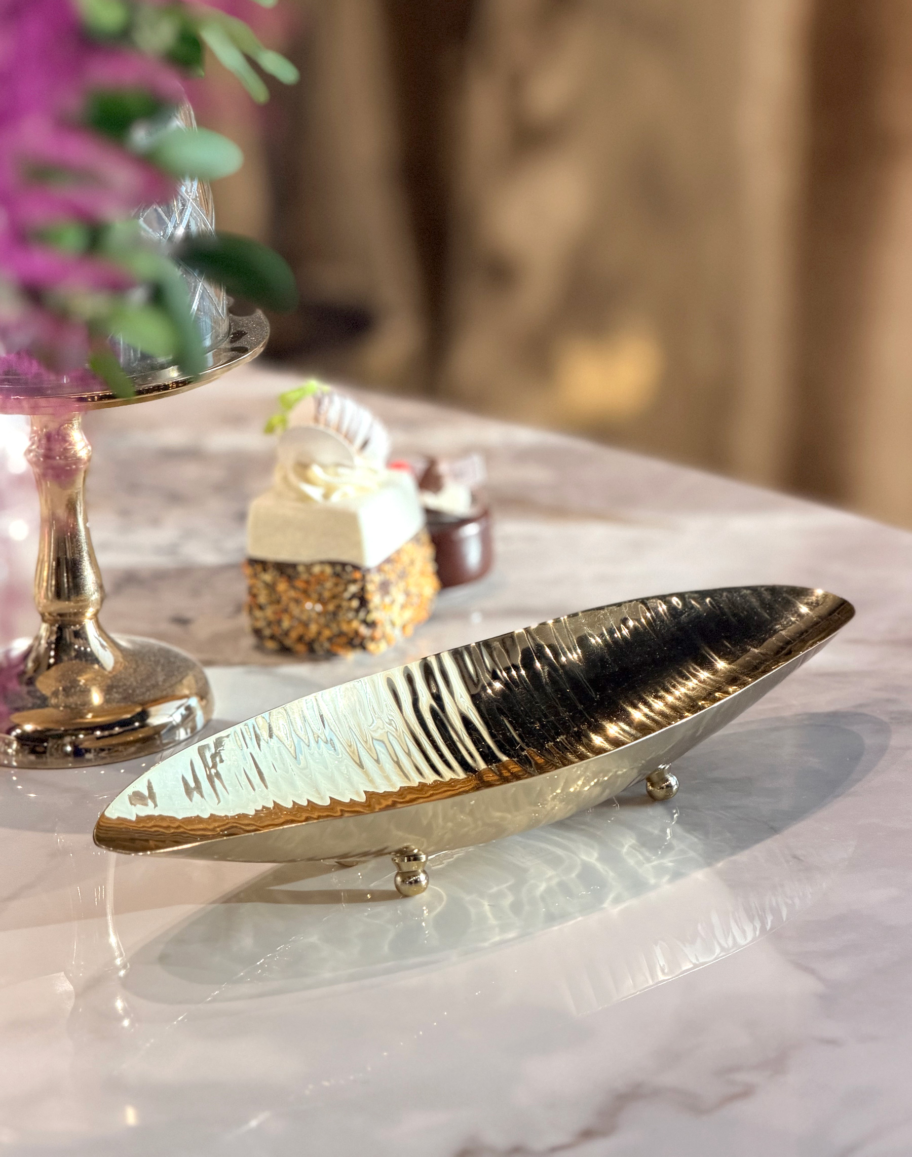 PATERA DEKORACYJNA złota w kształcie liścia styl glamour, premium jakość