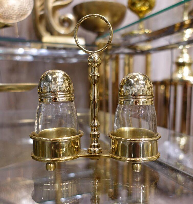 SOLNICZKA I PIEPRZNICZKA zestaw na stojaku metalowo-szklany