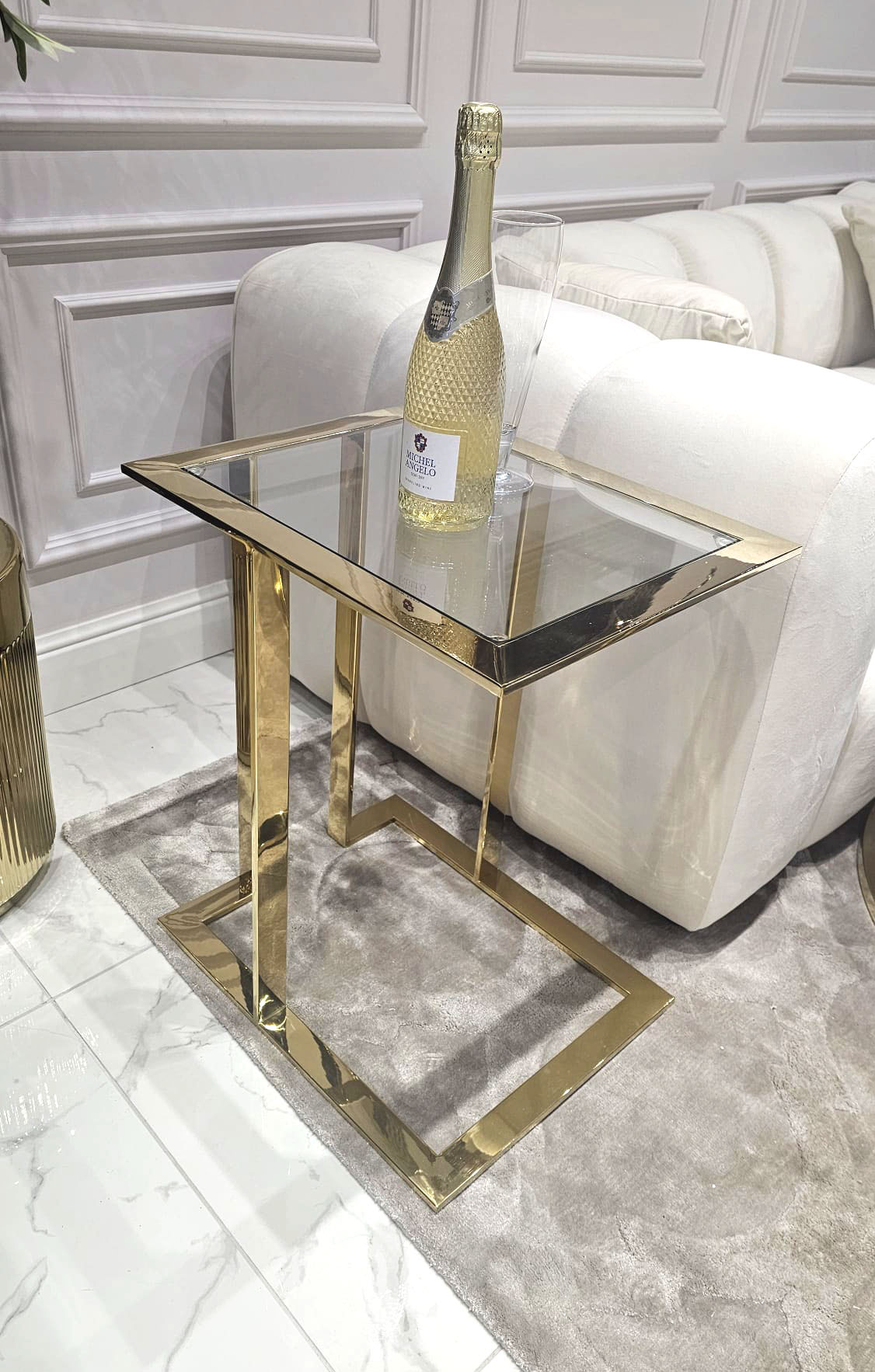 STOLIK POMOCNICZY HUDSON złoto szklany styl nowoczesny I STOLIK POMOCNICZY HUDSON złoto szklany styl nowoczesny I