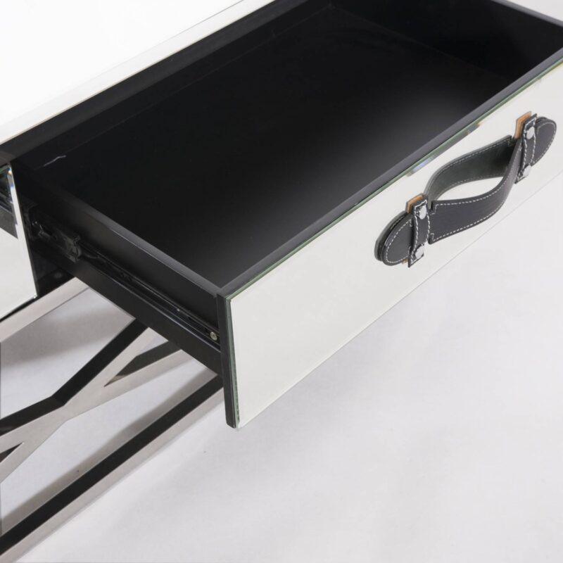 STOLIK KAWOWY VOYAGE srebrny z szufladą i detalem z ekoskóry styl modern classic wyjątkowy STOLIK KAWOWY VOYAGE srebrny z szufladą i detalem z ekoskóry styl modern classic wyjątkowy