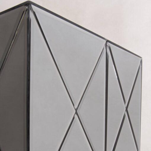 STOLIK POMOCNICZY SOHO szklany z geometrycznym wzorem styl nowoczesny3