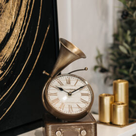 ZEGAR STOJĄCY GRAMOFON pozłacany metalowy klasyczny, ekskluzywny