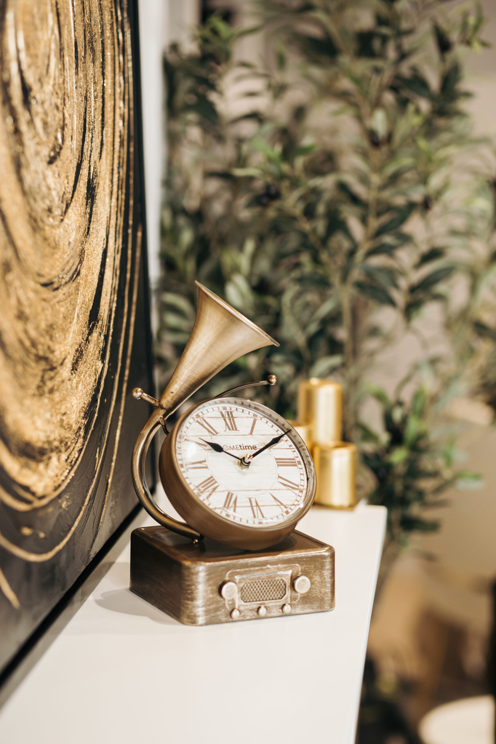 ZEGAR STOJĄCY GRAMOFON pozłacany metalowy klasyczny, unikatowy ZEGAR STOJĄCY GRAMOFON pozłacany metalowy klasyczny, unikatowy