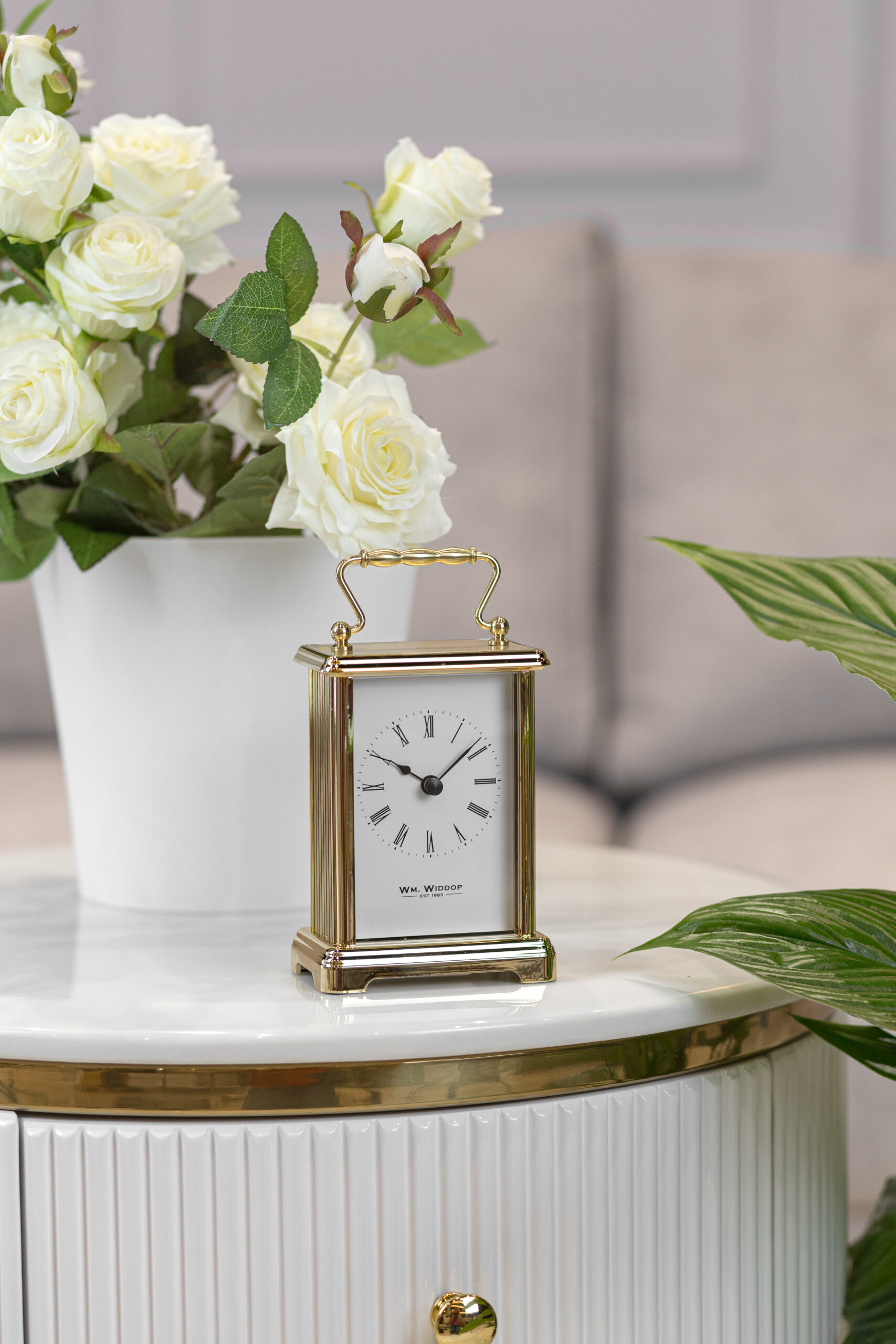 ZEGAR STOJĄCY metalowy złoty z rączką i białą tarczą klasyczny, piękny ZEGAR STOJĄCY metalowy złoty z rączką i białą tarczą klasyczny, piękny