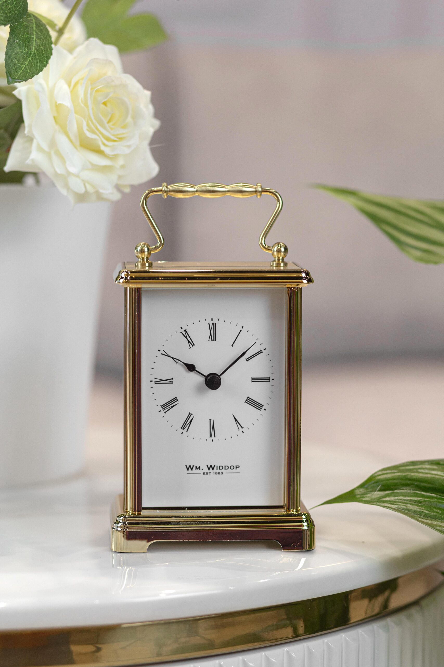 ZEGAR STOJĄCY metalowy złoty z rączką i białą tarczą klasyczny ZEGAR STOJĄCY metalowy złoty z rączką i białą tarczą klasyczny