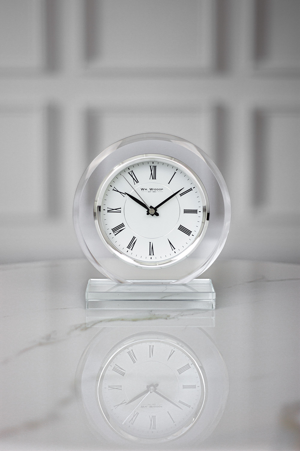 ZEGAR STOJĄCY okrągły ze szklaną transparentną ramką klasyczny