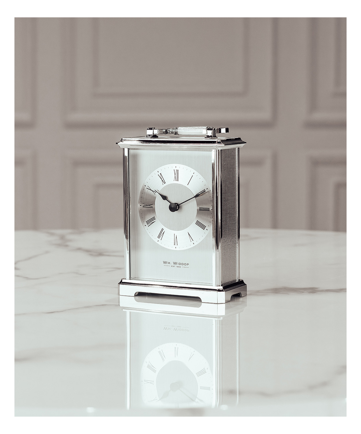 ZEGAR STOJĄCY z rączką srebrny klasyczny, piękny