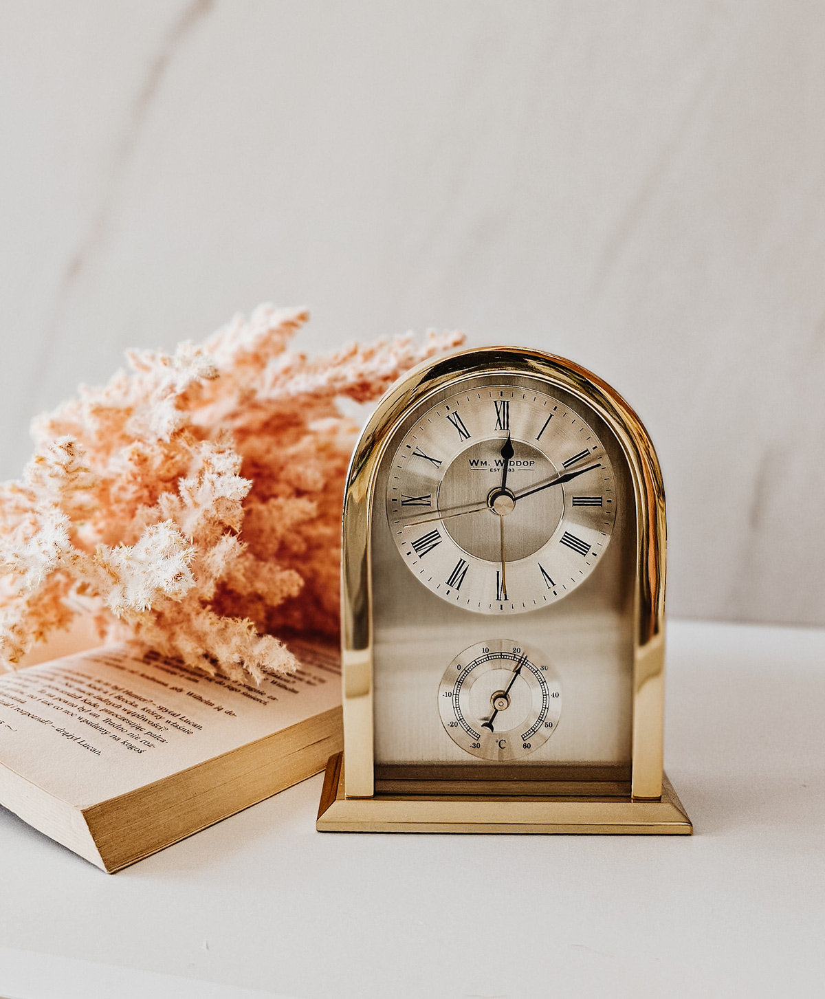 ZEGAR STOJĄCY złoty metalowy z termometrem klasyczny, złoty, piękny ZEGAR STOJĄCY złoty metalowy z termometrem klasyczny, złoty, piękny