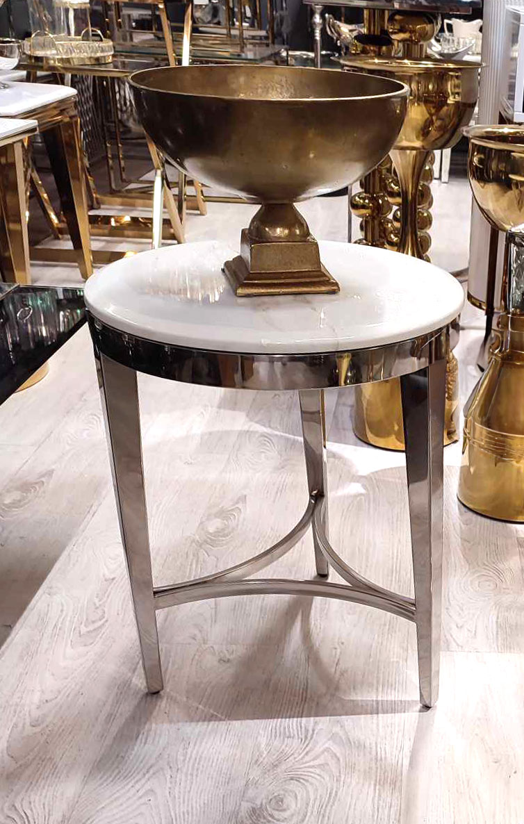 STOLIK POMOCNICZY biały blat z konglomeratu marmurowego srebrna podstawa styl glamour