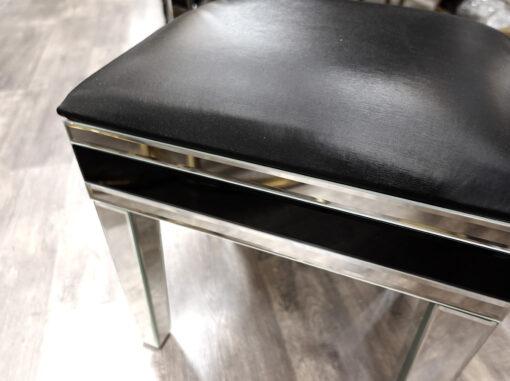 TABORET srebrne nogi czarne materiałowe siedzisko styl glamour 3