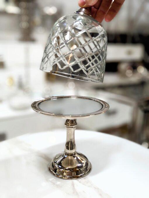 PATERA srebrna na nóżce ze sozdobną szklaną osłonką mała klasyczna 2