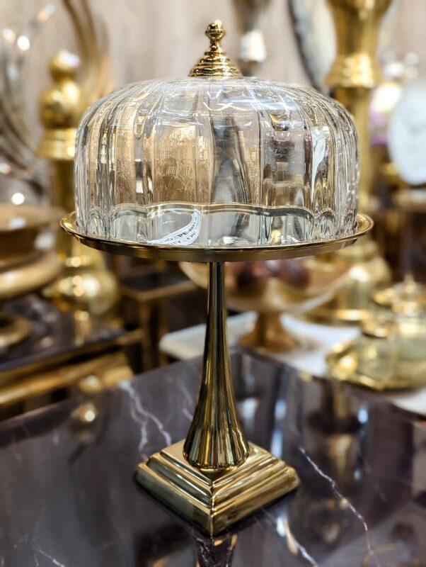 PATERA złota na nóżce ze szklaną osłonką klasyczna