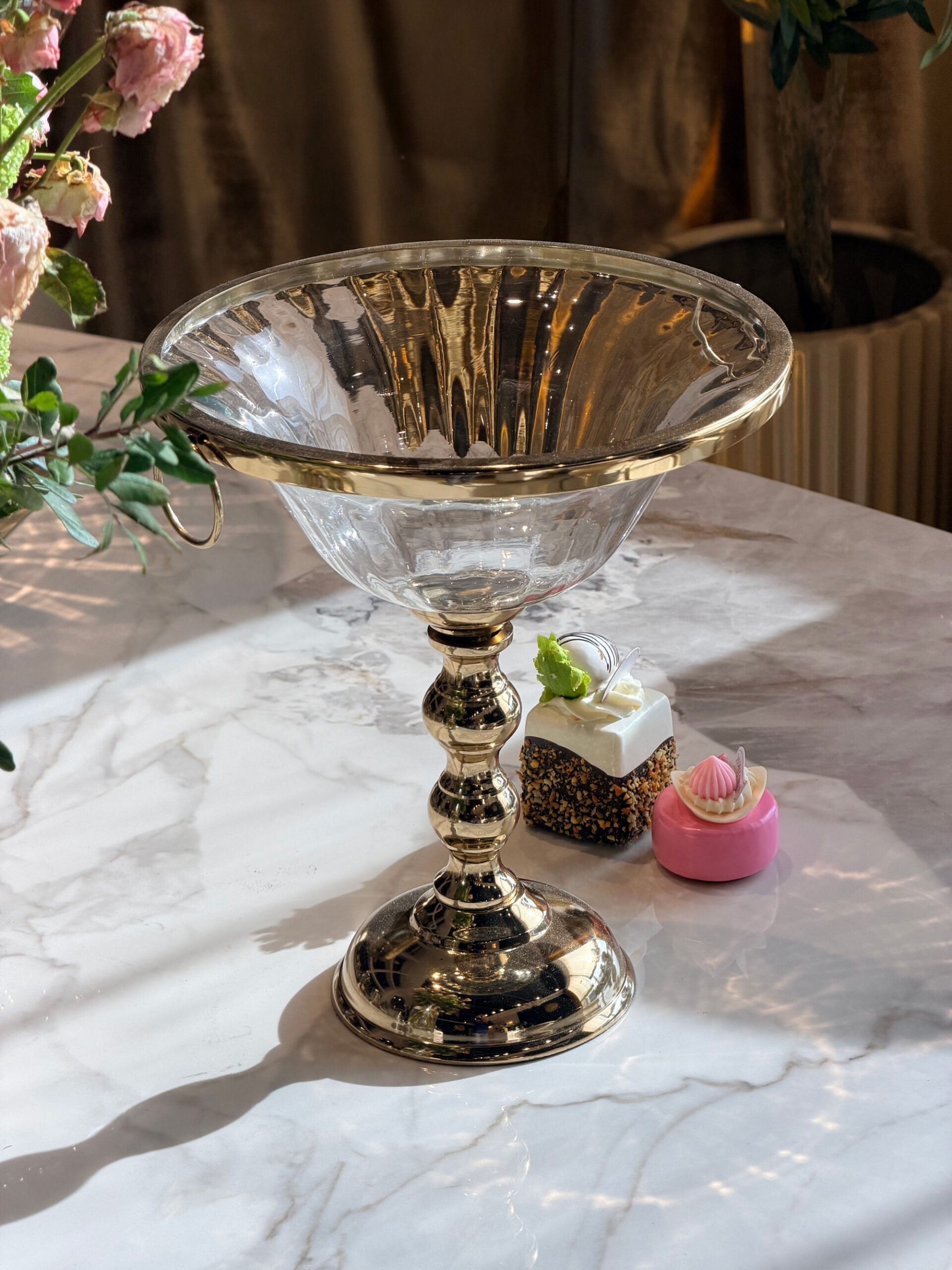 WAZON PATERA szklany złoty kształt pucharu glamour, piękny
