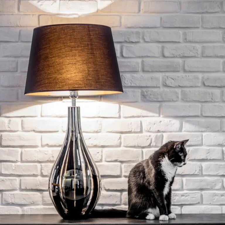 LAMPA STOŁOWA 4concepts Modena Czarna Szklana