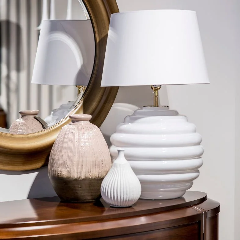 LAMPA STOŁOWA 4concepts Saint Tropez Biała Biało Złoty Abażur LAMPA STOŁOWA 4concepts Saint Tropez Biała Biało Złoty Abażur