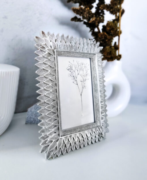 RAMKA NA ZDJĘCIE srebrna, dekoracyjna ramka, motyw liści, piękna