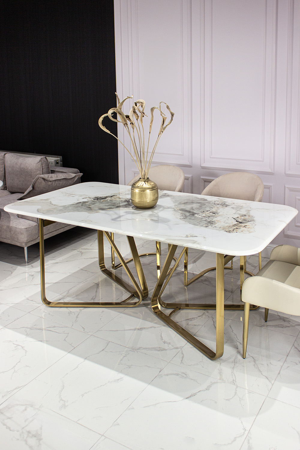 STÓŁ JADALNIANY prostokątny, biały konglomerat marmurowy, złota podstawa