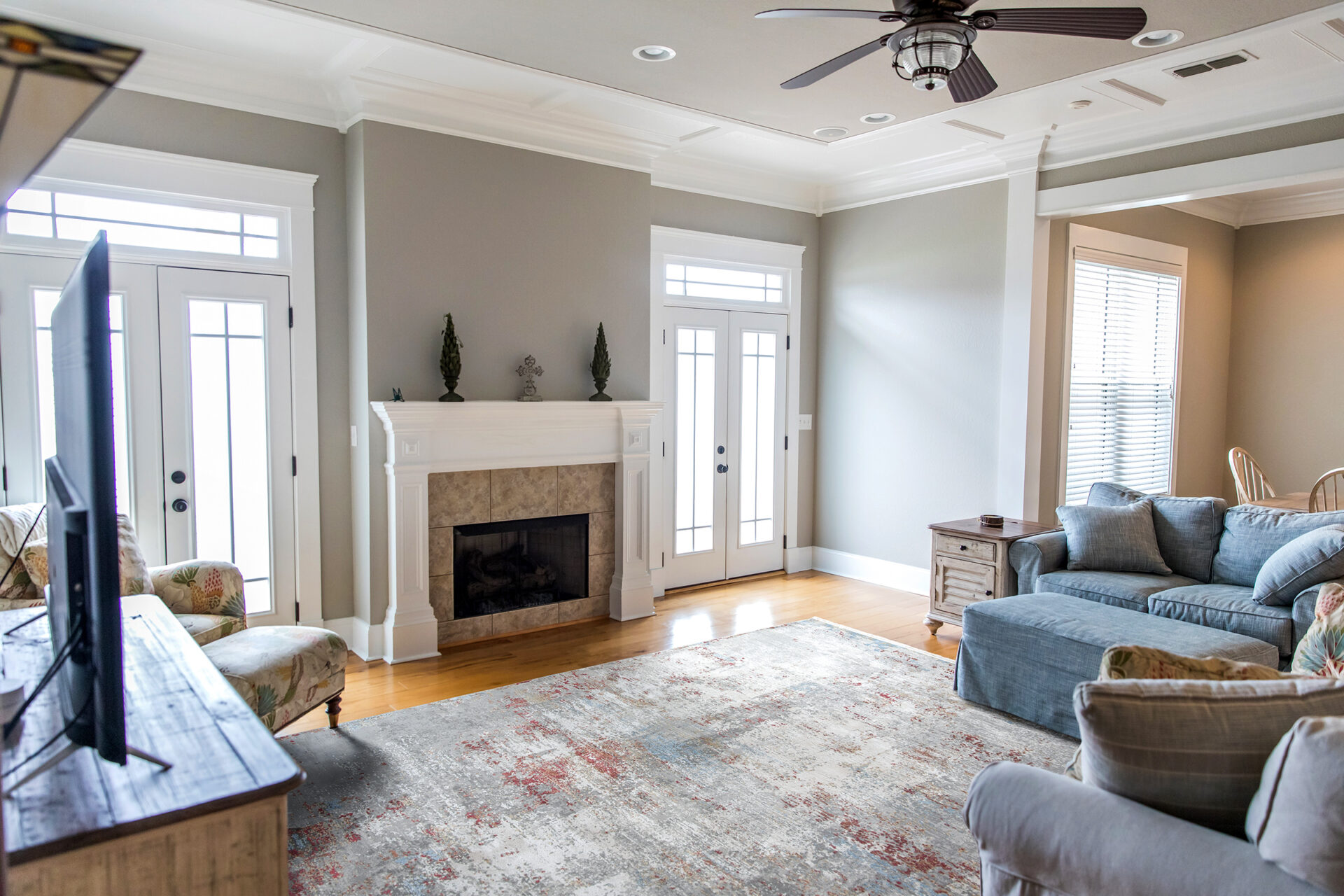 DYWAN Imperial Red Stone nowoczesny, wielokolorowy, designerski, piękny