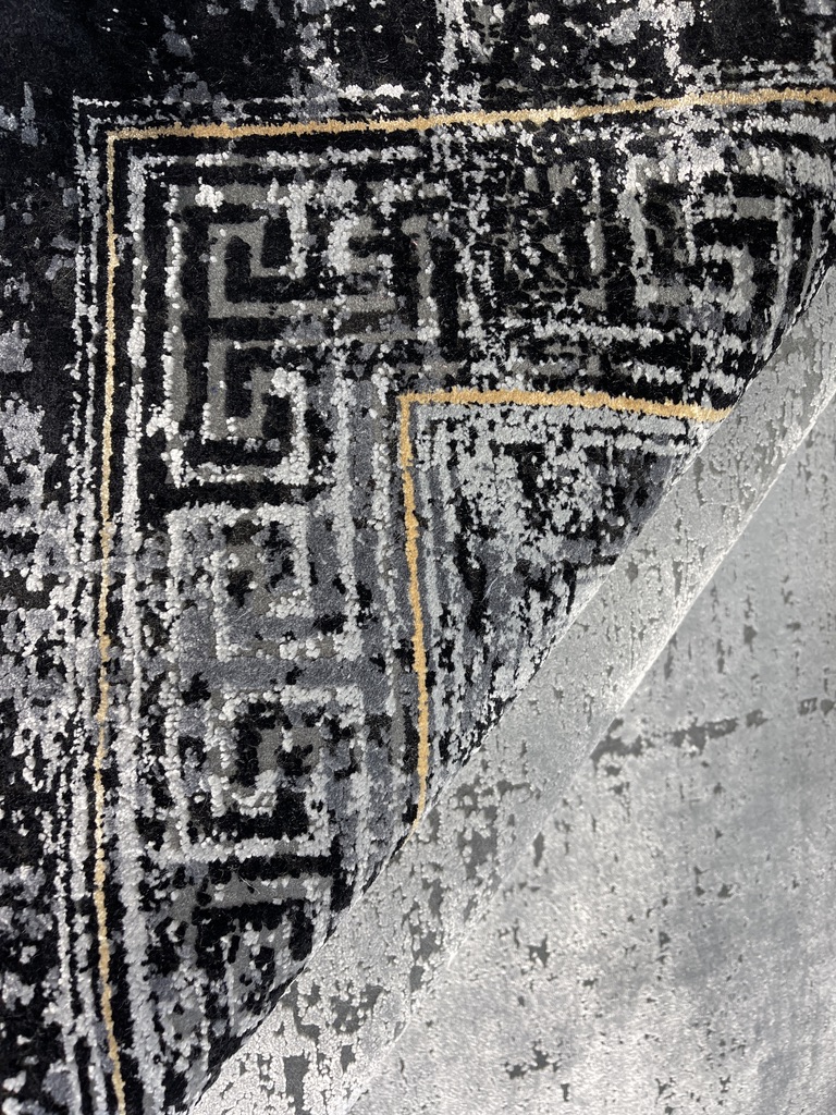 DYWAN Layor Silver Frame, szaro czarny, klasyczny, miękkie runo, wyjątkowy DYWAN Layor Silver Frame, szaro czarny, klasyczny, miękkie runo, wyjątkowy