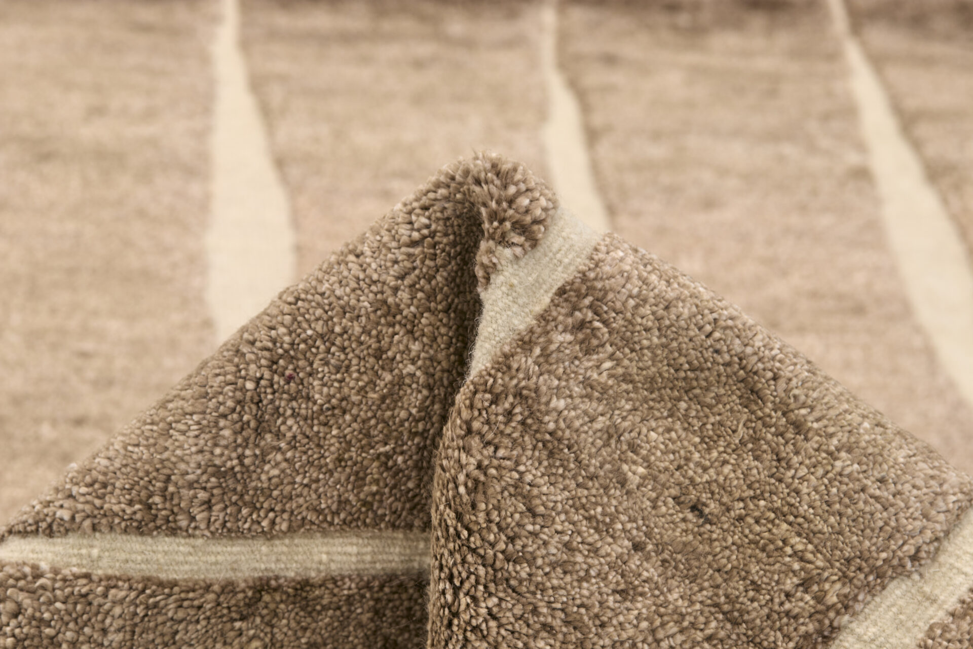 DYWAN Landscape Stream Brown brązowy, nowoczesny, tkany ręcznie, piękny