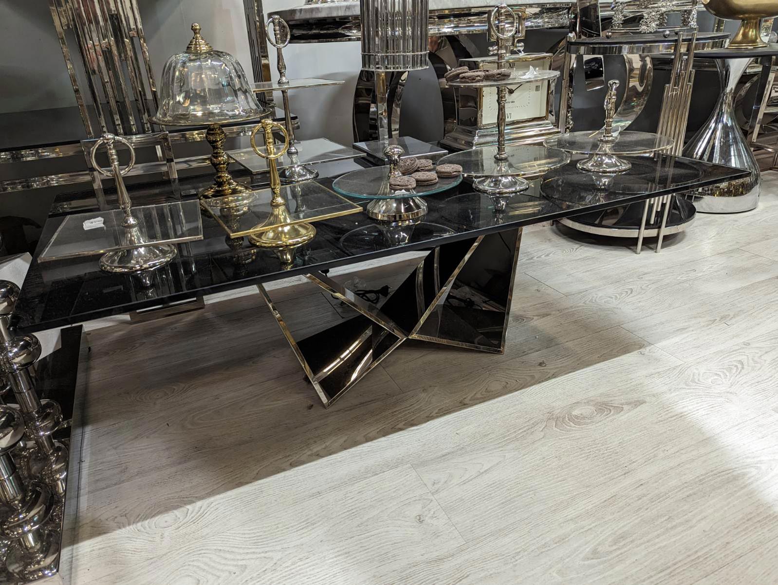 ŁAWA KAWOWA srebrno-czarna, metalowo-szklana, styl glamour, piękna ŁAWA KAWOWA srebrno-czarna, metalowo-szklana, styl glamour, piękna