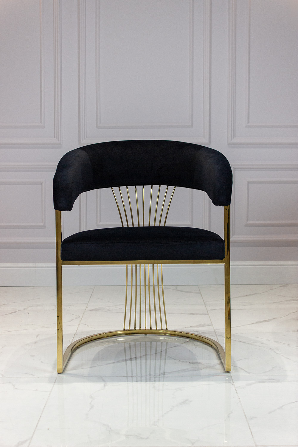 KRZESŁO z podłokietnikami, złota podstawa, czarne siedzisko, styl glamour, ekskluzywne