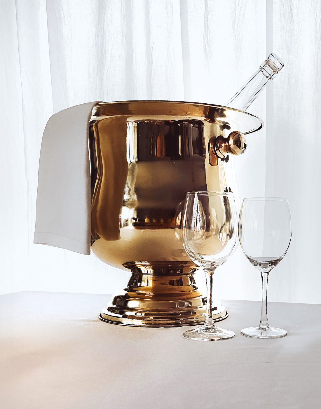 COOLER duży, metalowy, złoty, wysoki połysk, z uchwytami, styl glamour, piękny COOLER duży, metalowy, złoty, wysoki połysk, z uchwytami, styl glamour, piękny