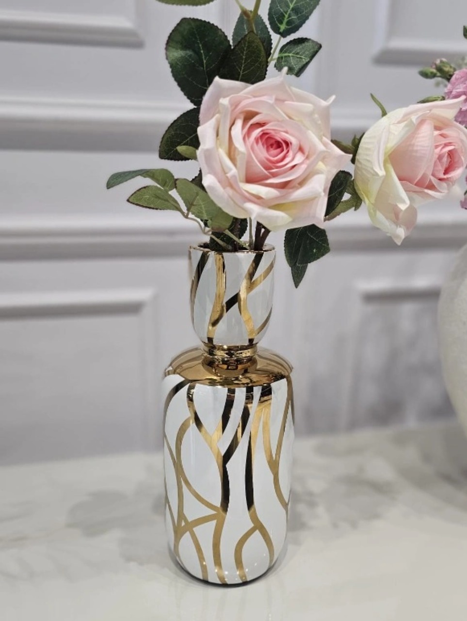 WAZON ceramiczny, biało-złoty wzór, abstrakcyjny, okrągły, styl glamour, piękny