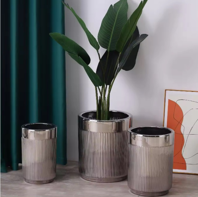 ZESTAW 3 DONIC srebrnych, ryflowane, mrozoodporna ceramika, wysoki połysk