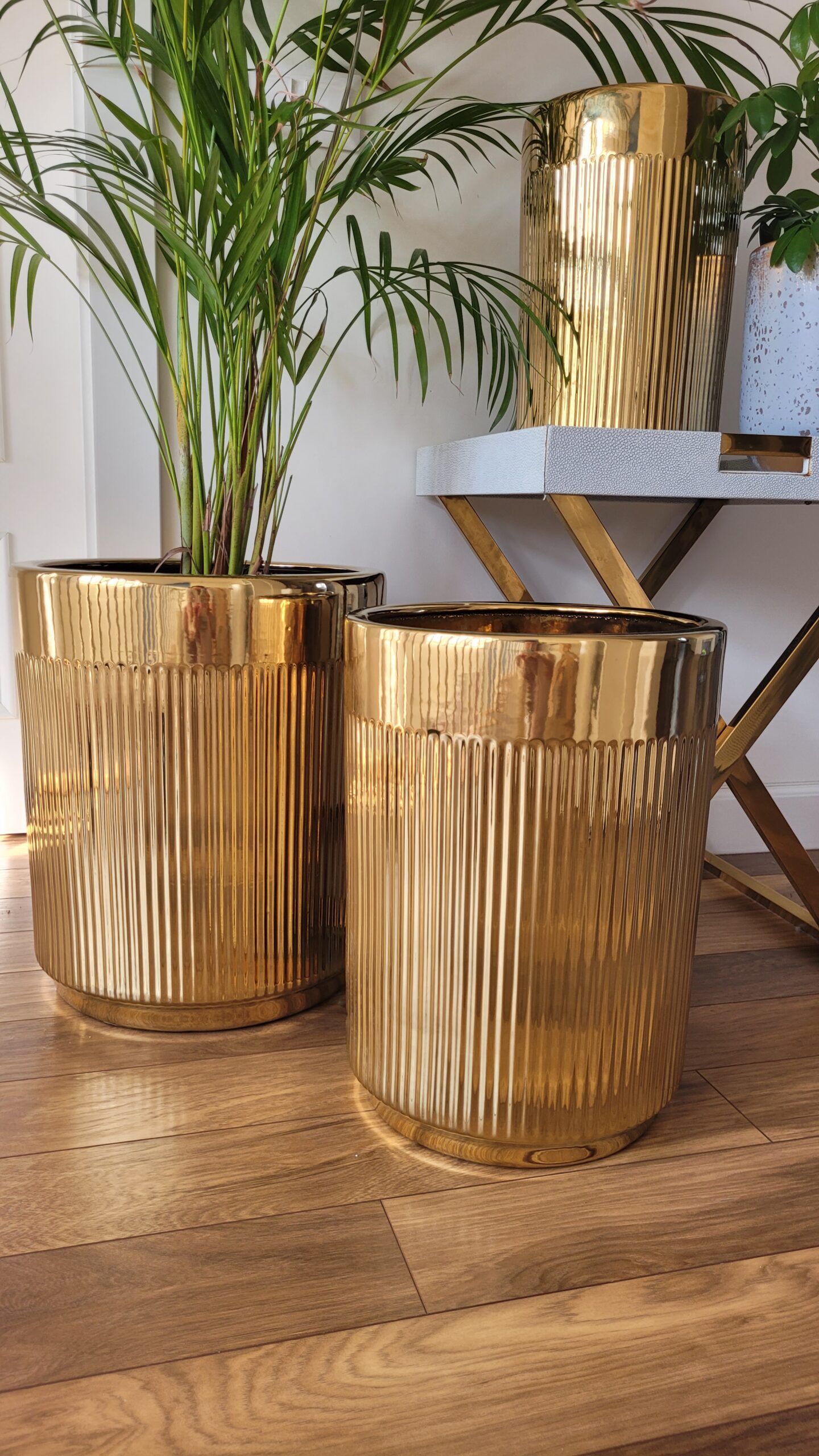 ZESTAW 3 DONIC złotych, ceramicznych, ryflowane, wysoki połysk, styl glamour, na ogród ZESTAW 3 DONIC złotych, ceramicznych, ryflowane, wysoki połysk, styl glamour, na ogród