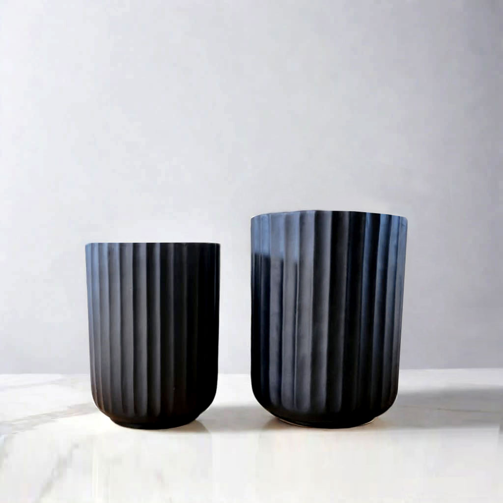 ZESTAW DONIC 2 sztuki, czarne, ryflowane, wyjątkowy design, nowoczesne ZESTAW DONIC 2 sztuki, czarne, ryflowane, wyjątkowy design, nowoczesne