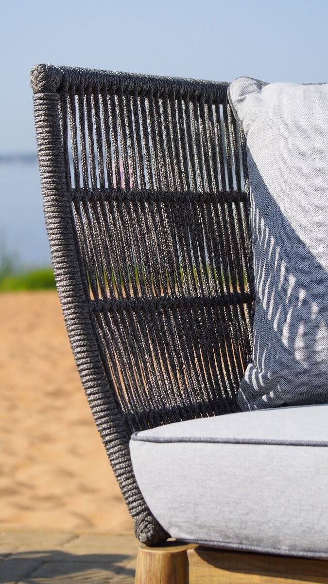 FOTEL OGRODOWY na drewnianej podstawie, oparcie z szarego sznurka, styl boho, zestaw ogrodowy OM003-1