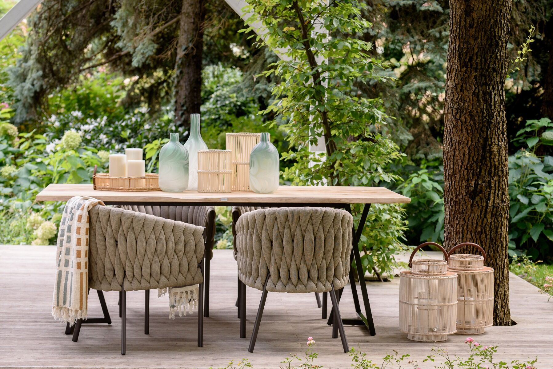 KRZESŁO OGRODOWE antracytowy stelaż, tkanina taupe, nowoczesny styl, zestaw ogrodowy OM005-6