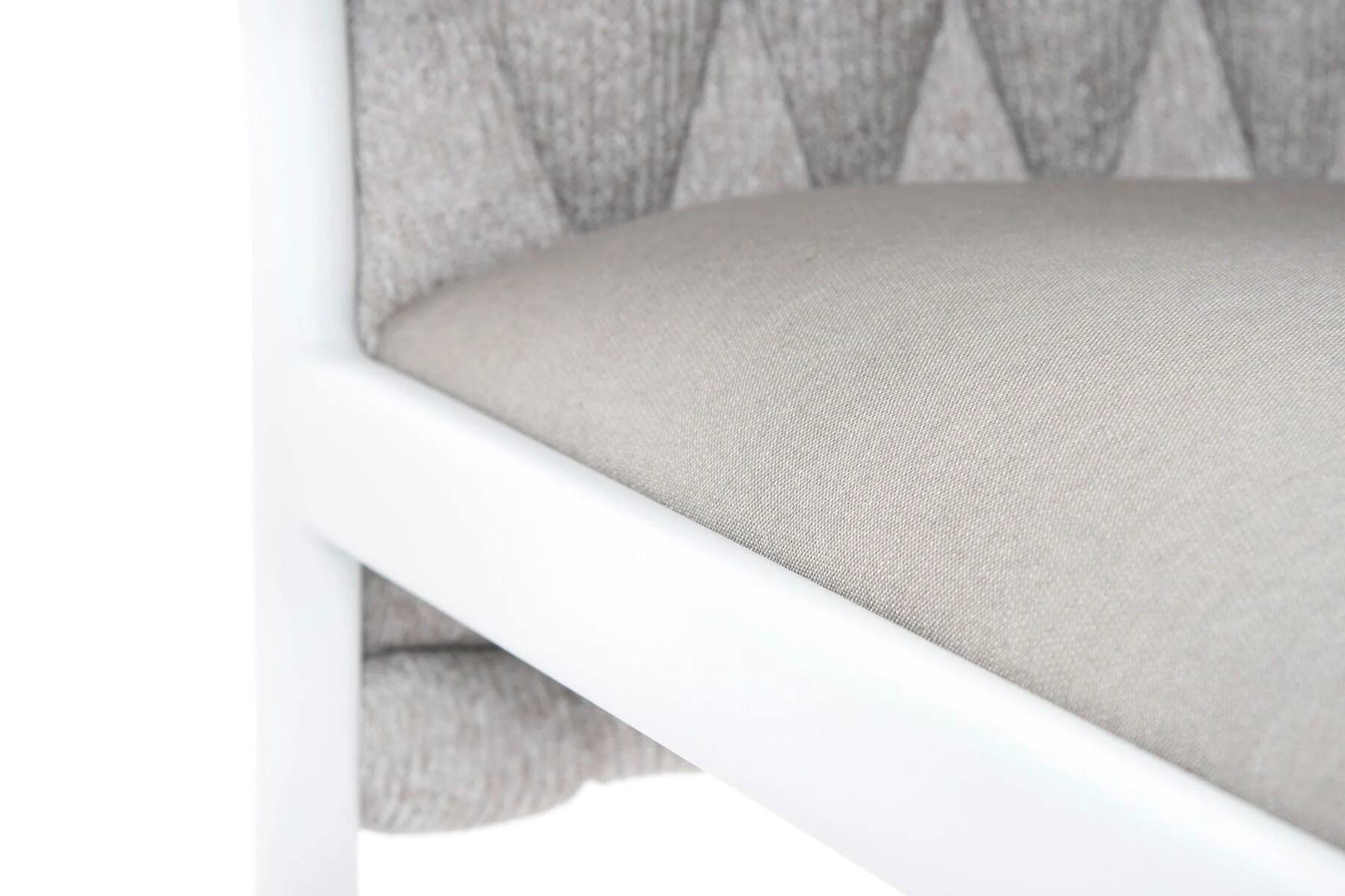 KRZESŁO OGRODOWE na białym stelażu, tkanina Sunbrella w kolorze taupe, nowoczesne, Zestaw ogrodowy OM011-3