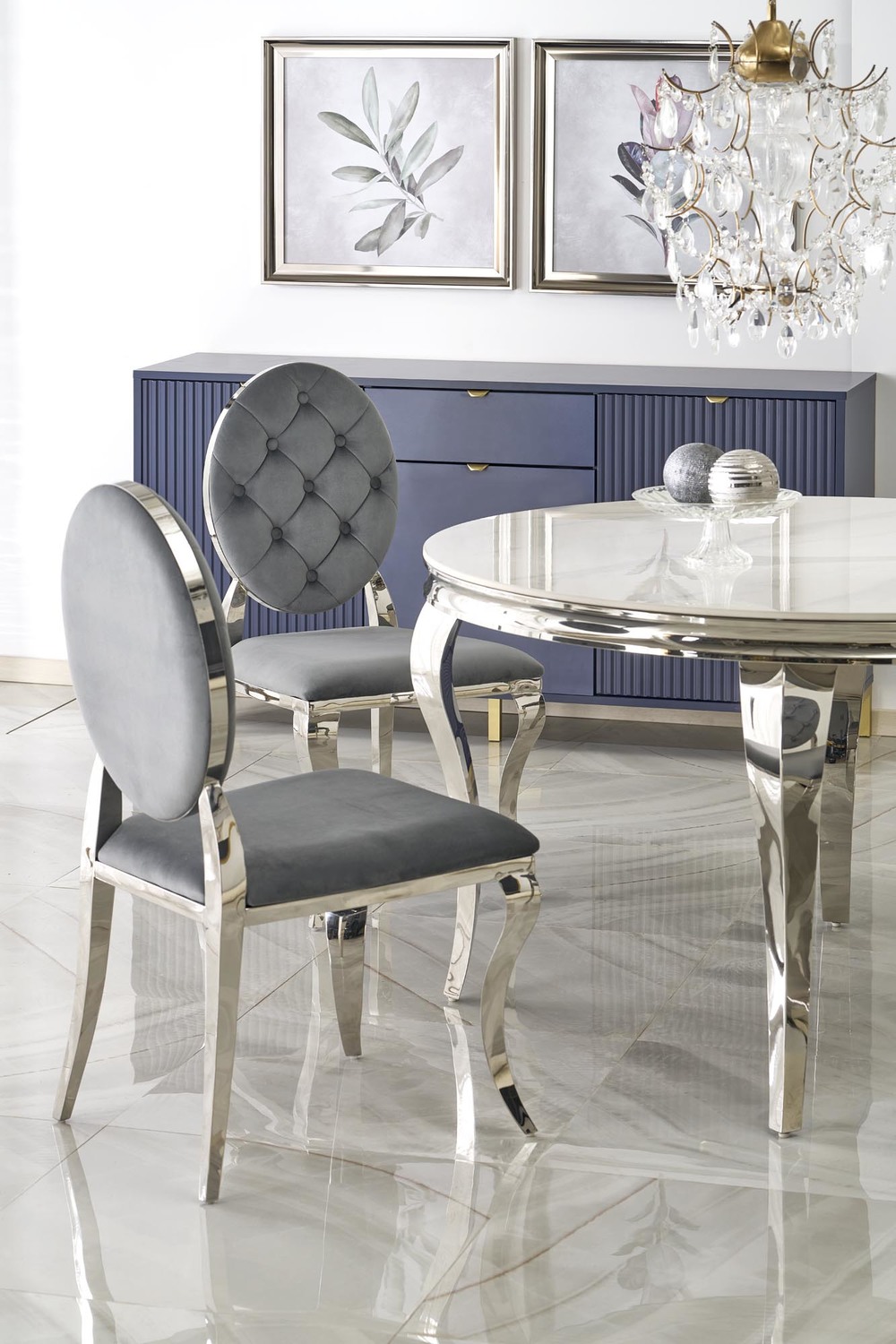 KRZESŁO na srebrnych nogach, szare pikowane oparcie z velvetu, klasyczny styl-4 KRZESŁO na srebrnych nogach, szare pikowane oparcie z velvetu, klasyczny styl-4