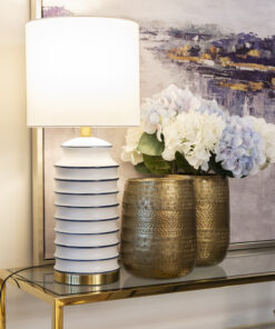 LAMPA STOŁOWA Coastal ceramiczna podstawa, mosiężne detale, styl Hamptons, piękna