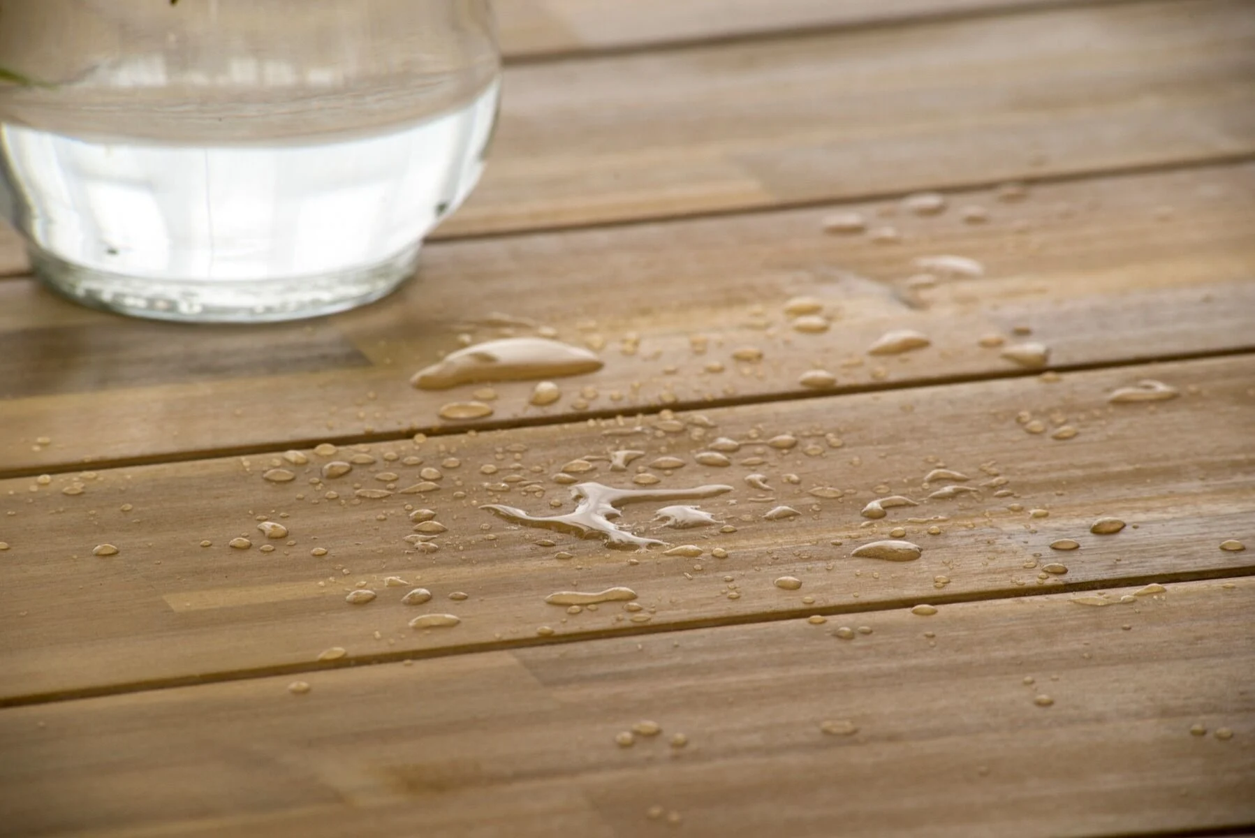 OGORODOWY STÓŁ OBIADOWY z drewna akacjowego w naturalnym kolorze, klasyczny, zestaw ogrodowy OM009, wodoodporny