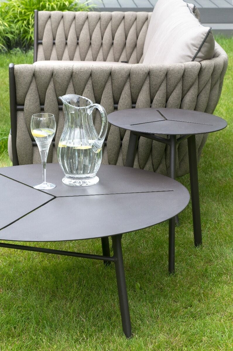 OGRODOWY STOLIK KAWOWY okrągły na trzech nóżkach, aluminiowy, nowoczesny, zestaw ogrodowy OM005, ekskluzywny