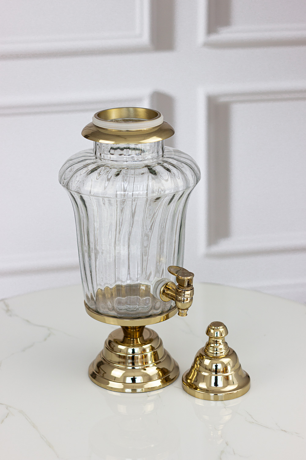 SŁOIK NA NAPÓJ z kranikiem, szklany, złote metalowe detale, styl glamour, piękny