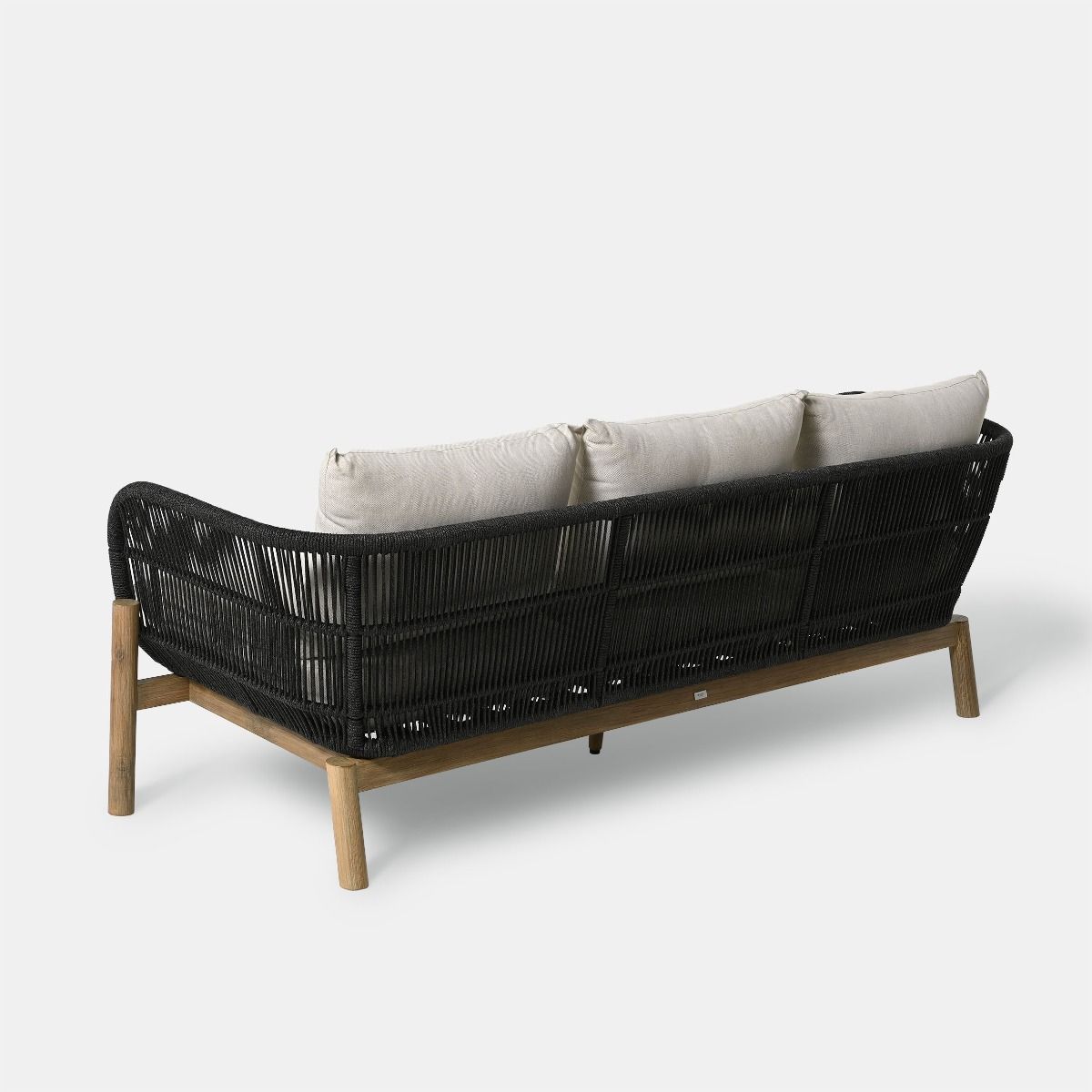 SOFA OGRODOWA na drewnianym stelażu, czarne wypełnienie stelaża, beżowe poduszki, zestaw ogrodowy OM002, elegancka