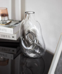 WAZON szklany, ręcznie robiony, transparentny, abstrakcyjny kształt, designerski