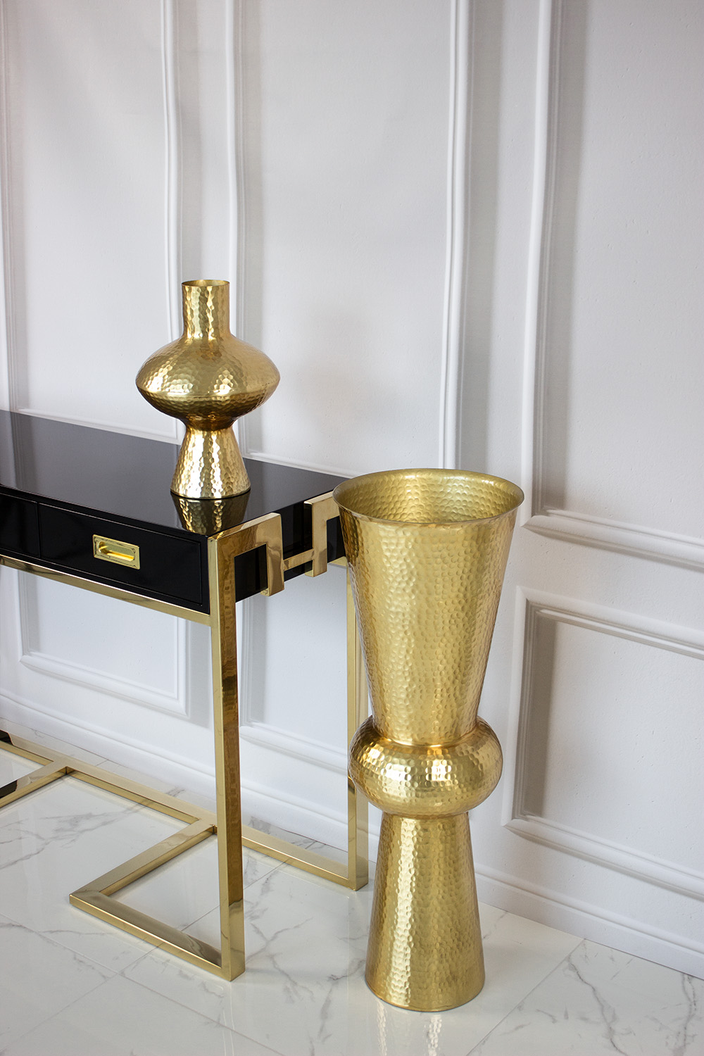 WAZON złoty, designerski kształt z wyjątkową fakturą, duży, do salonu