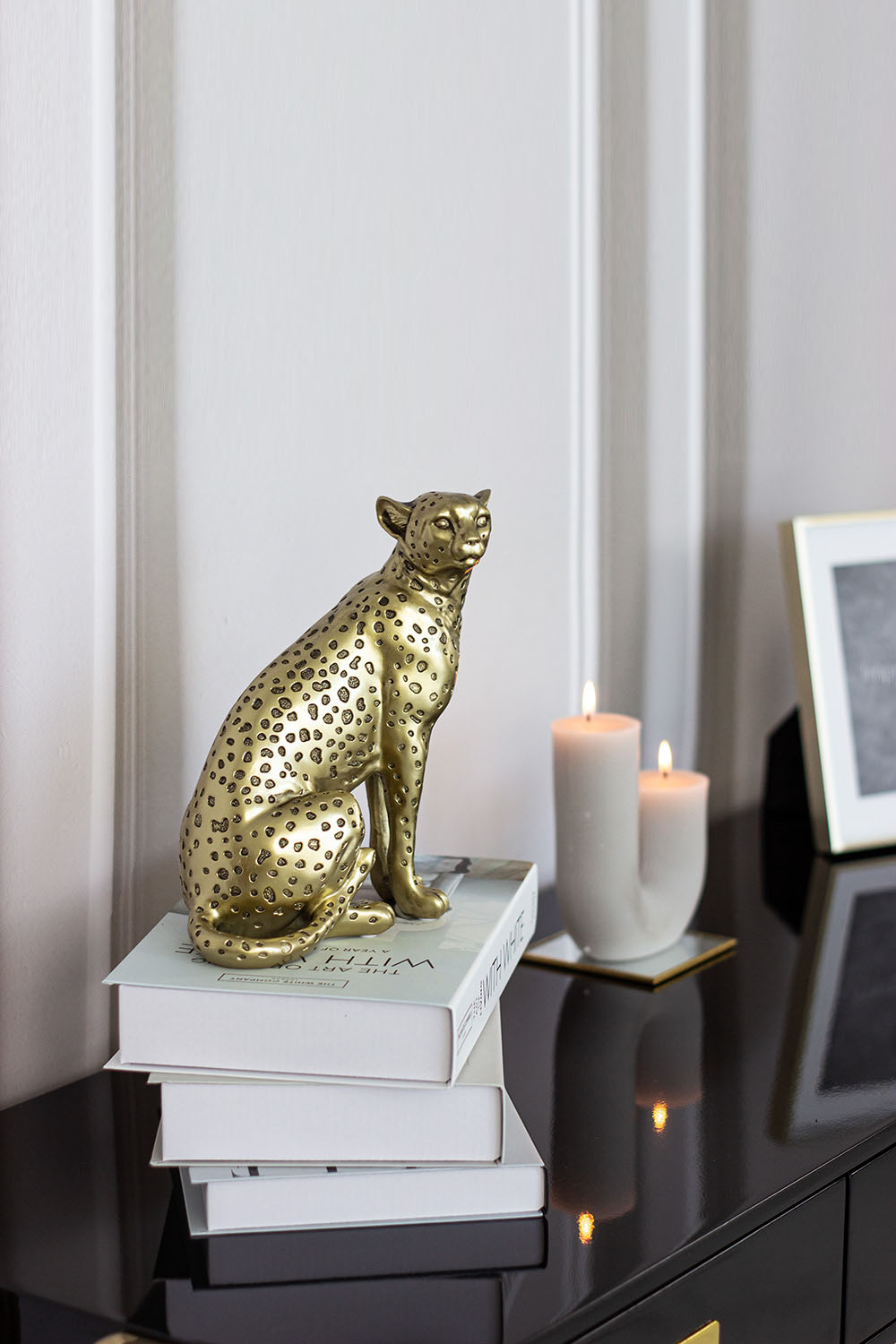 FIGURKA OZDOBNA gepard, z żywicy, złote, piękne wykończenie, styl glamour, piękna FIGURKA OZDOBNA gepard, z żywicy, złote, piękne wykończenie, styl glamour, piękna