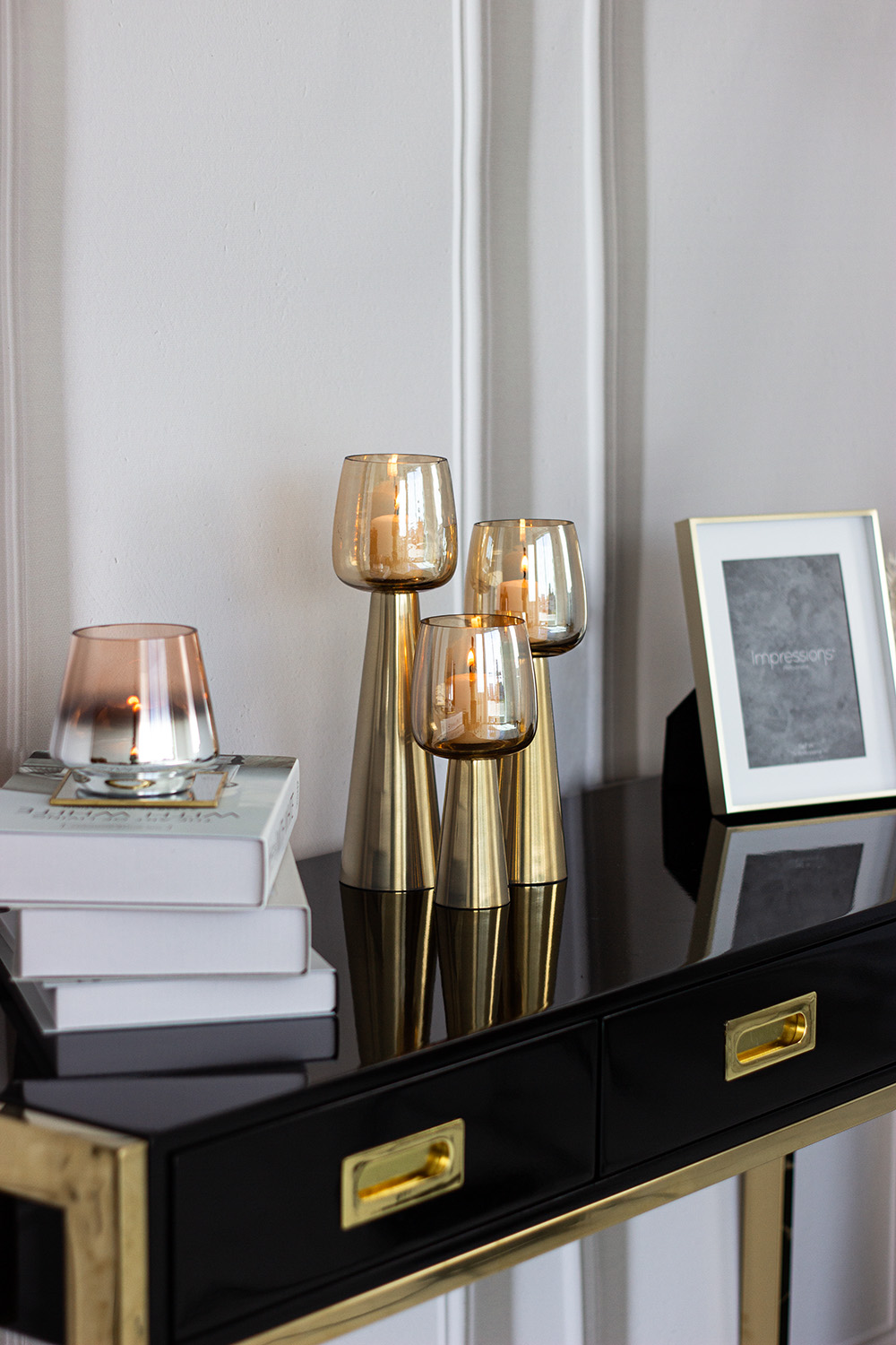 ŚWIECZNIK złoty szklany na tealighty, kształt kielicha, styl glamour, nowoczesny ŚWIECZNIK złoty szklany na tealighty, kształt kielicha, styl glamour, nowoczesny