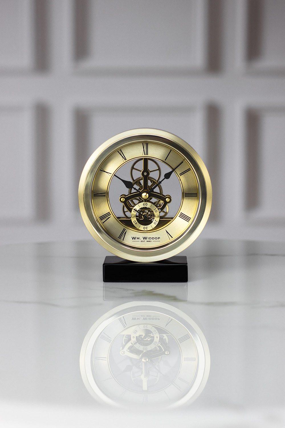 ZEGAR STOJĄCY okrągły, złoty, na czarnej podstawie, z widocznym mechanizmem, glamour, piękny ZEGAR STOJĄCY okrągły, złoty, na czarnej podstawie, z widocznym mechanizmem, glamour, piękny