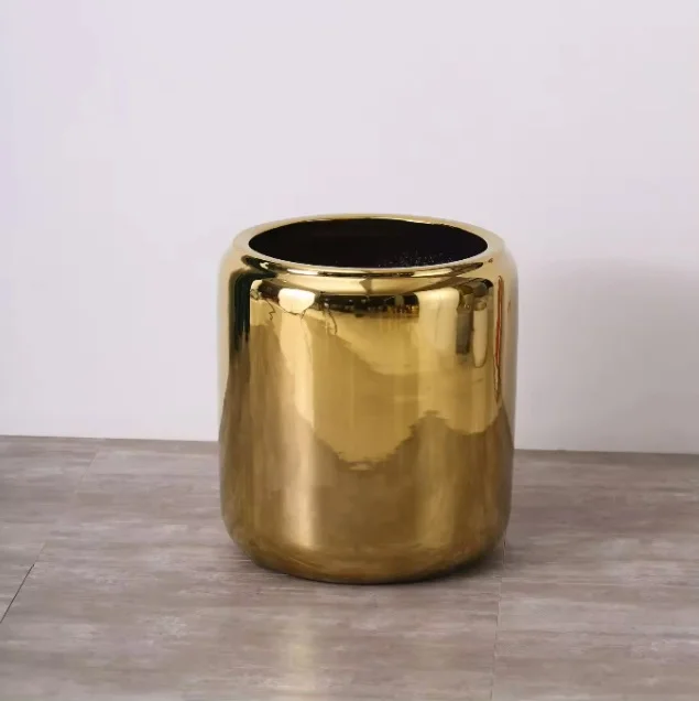 ZESTAW 2 DONIC duże, okrągłe, złoty połysk, styl glamour, piękny ZESTAW 2 DONIC duże, okrągłe, złoty połysk, styl glamour, piękny